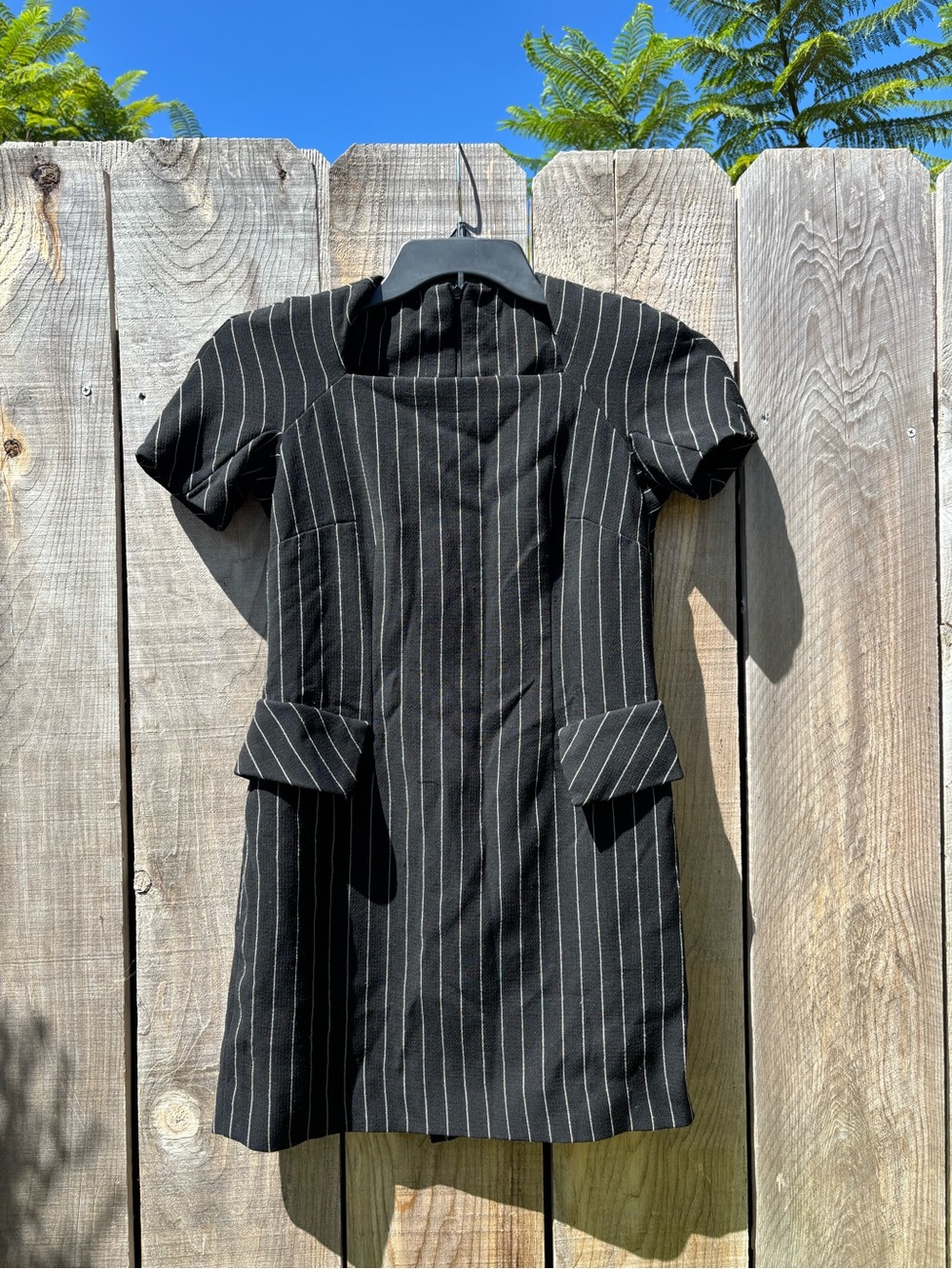 Dress - Picture 3 of 4